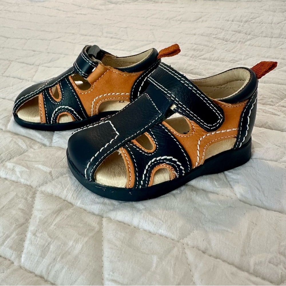 NWOT Pediped Navy And Tan Infant boy Sandal Shoes, Size 5,